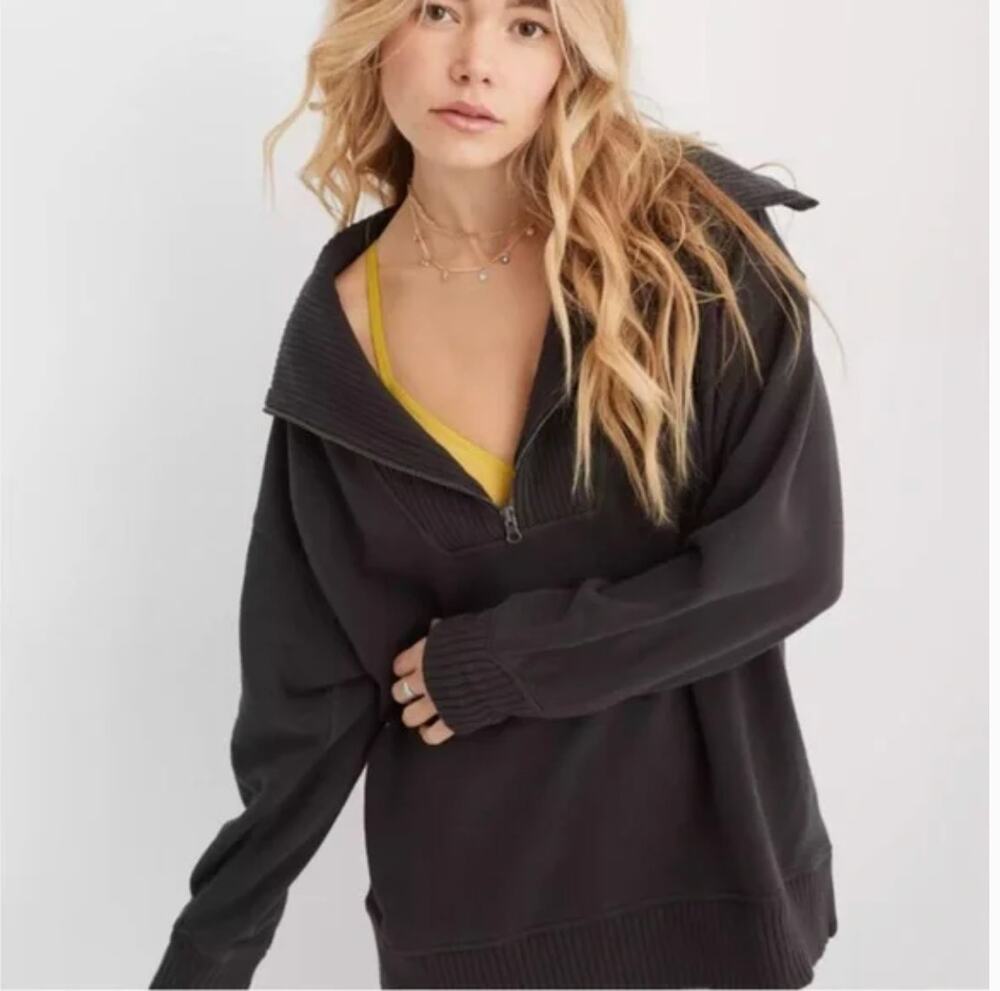 Aerie Down to Earth Quarter Zip Up Sz M